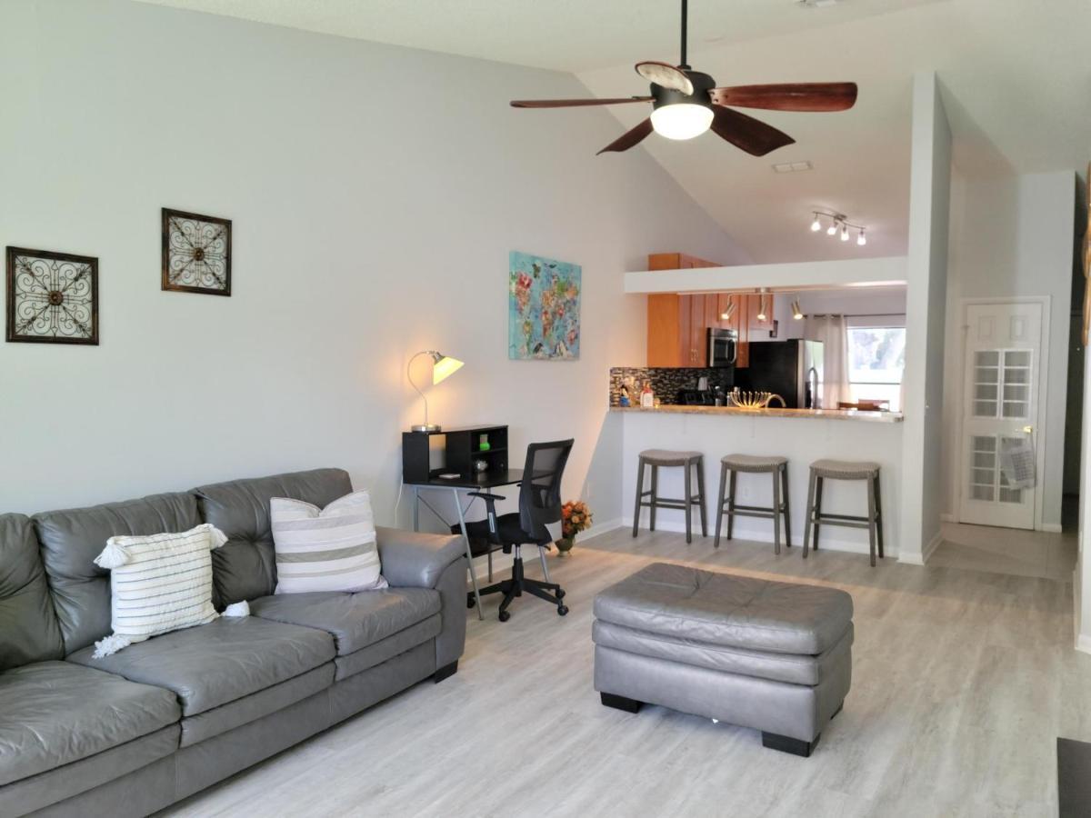 Beautiful Townhouse Easy Access To Everything. Clearwater Exterior photo