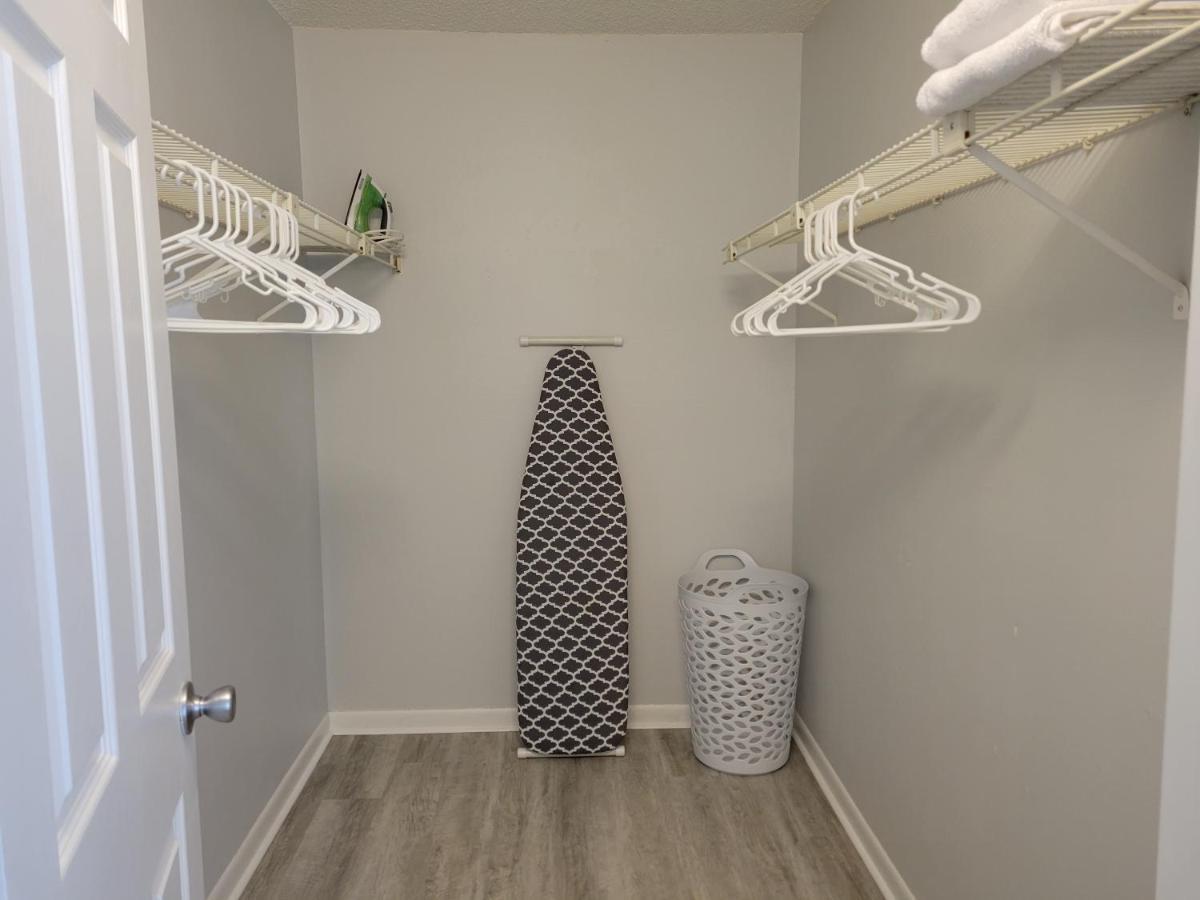 Beautiful Townhouse Easy Access To Everything. Clearwater Exterior photo