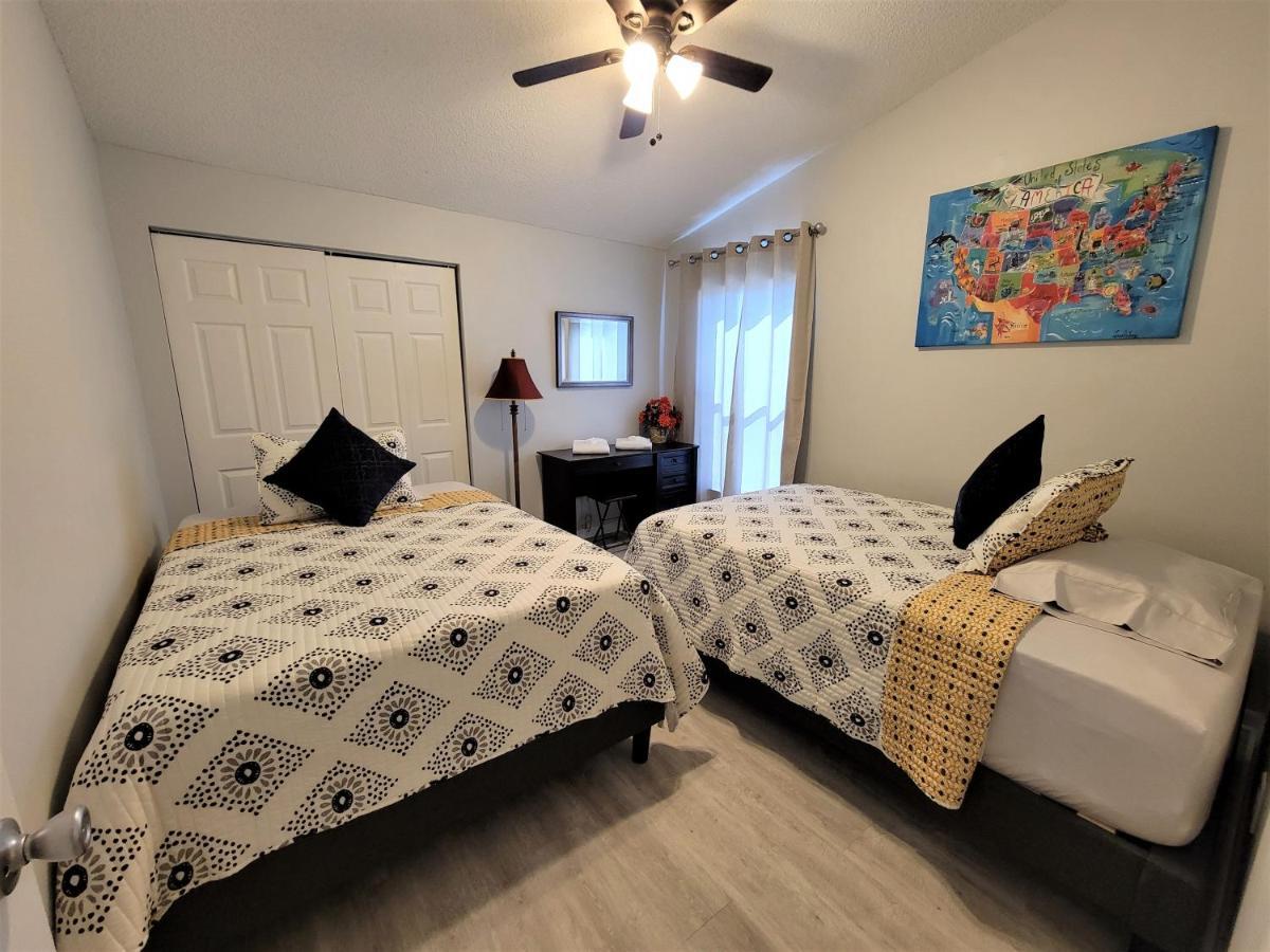 Beautiful Townhouse Easy Access To Everything. Clearwater Exterior photo